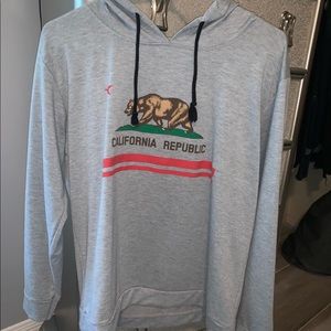 Hooded long sleeve shirt